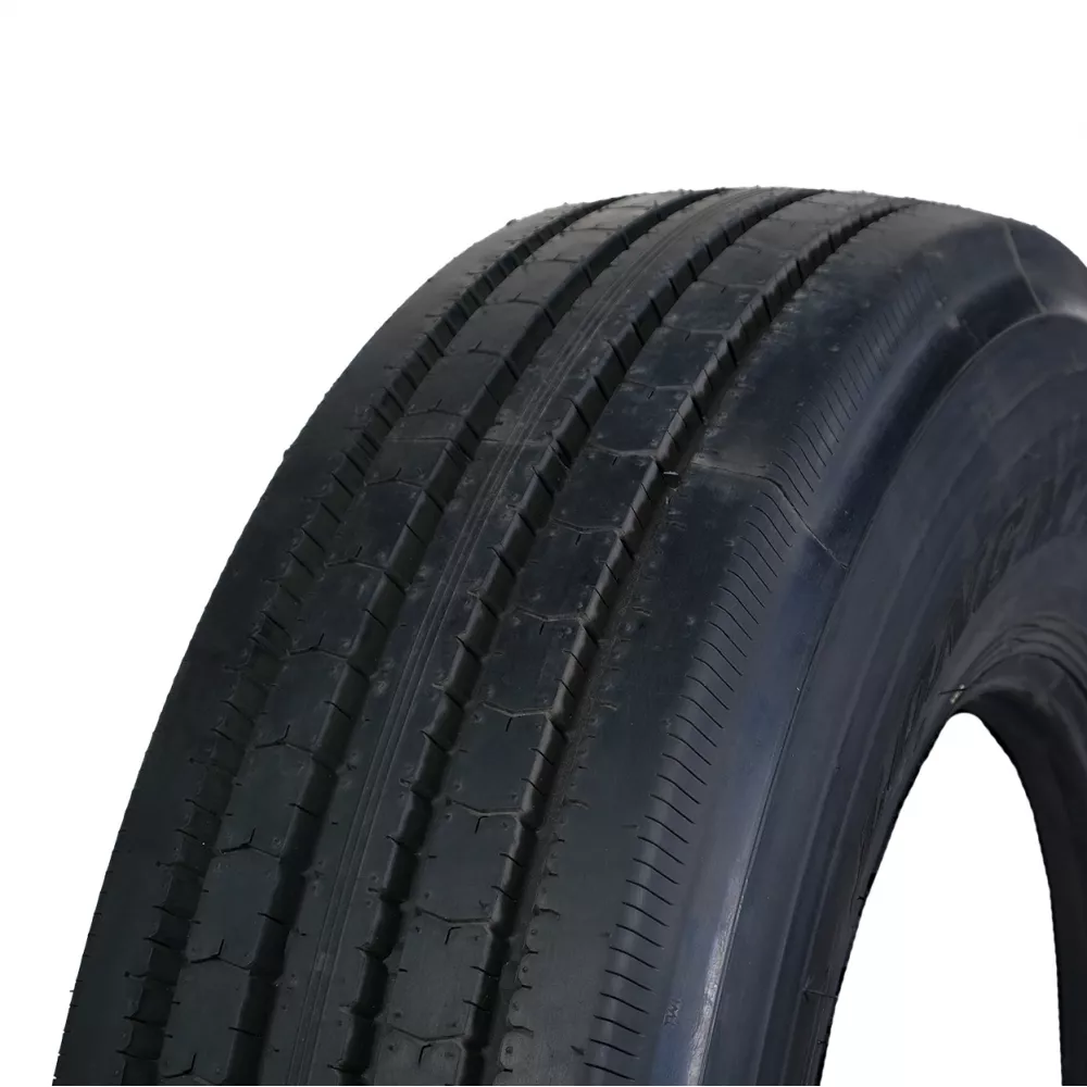 Грузовая шина 295/80 R22,5 Long March LM-216 18PR в Лянторе